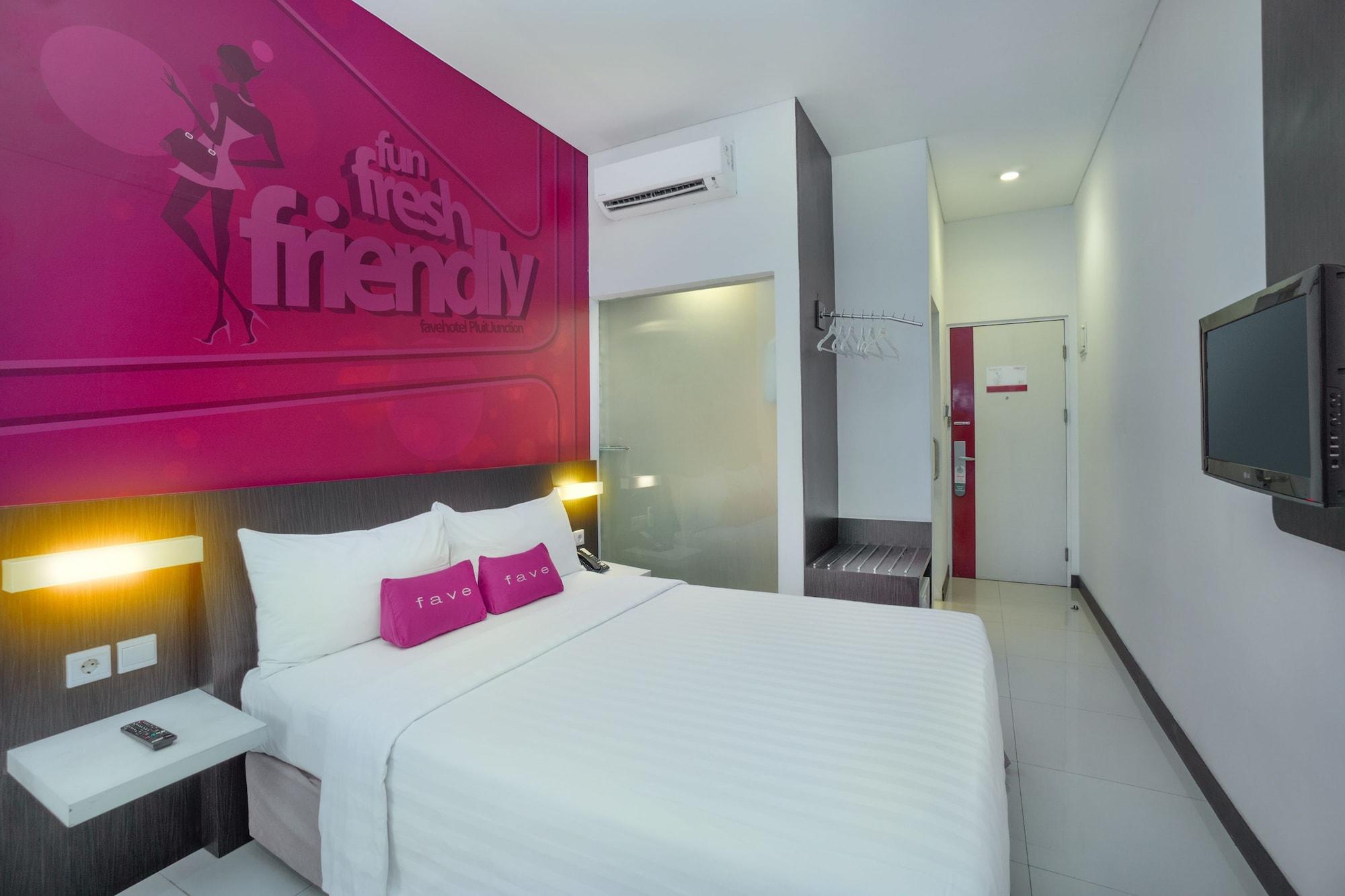 Favehotel Pluit Junction Джакарта Экстерьер фото