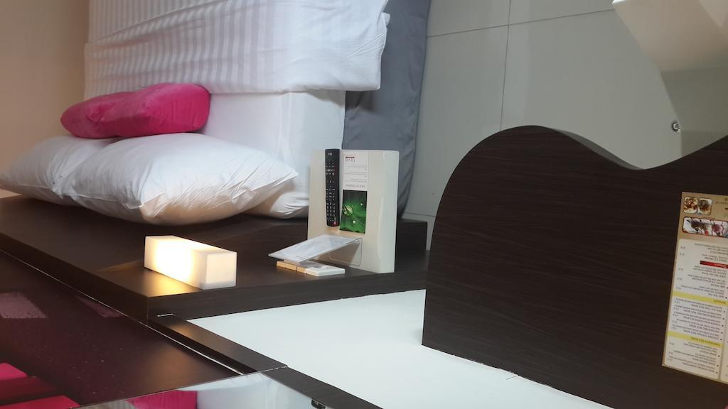 Favehotel Pluit Junction Джакарта Экстерьер фото