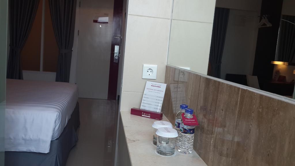 Favehotel Pluit Junction Джакарта Экстерьер фото